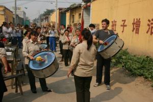 249522_10151356627782034_443595071_n