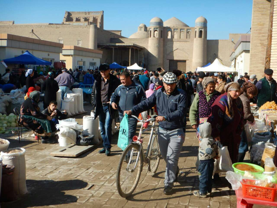 Khiva market hustle and bustle