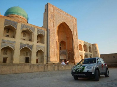 Good backdrop for a wedding photo, 14 Nov 14
