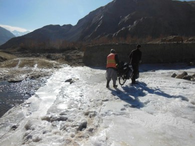 A helping hand on the icerink