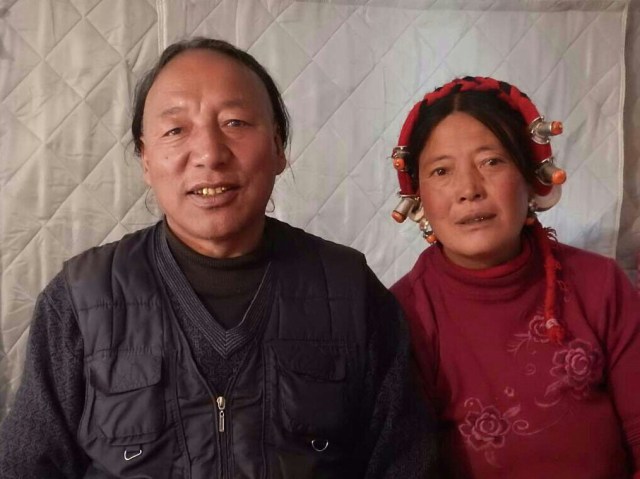 Tibetan couple who invited Nick for yoghurt on solo day, 14 Feb 15
