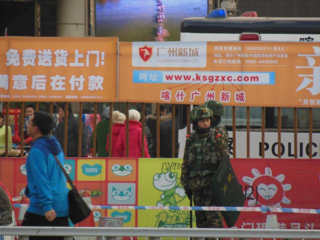 In the pedestrian zone, Kashgar, 1 Jan 15