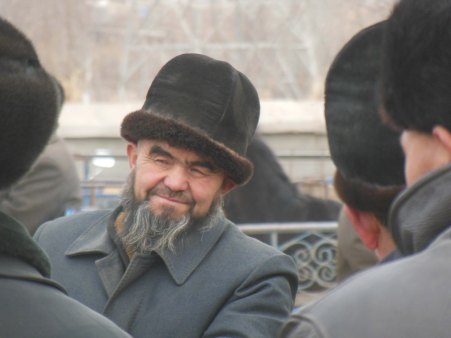 Looking out for a bargain, Kashgar market, 4 Jan 15