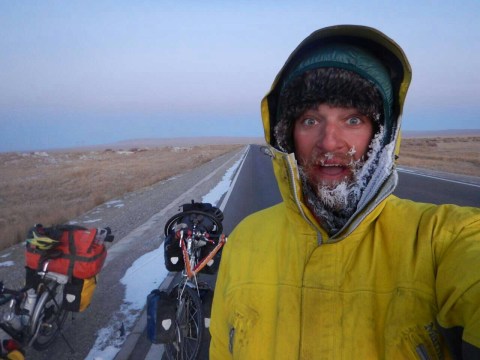 Sunrise on our push to Golmud, 21 Jan 15